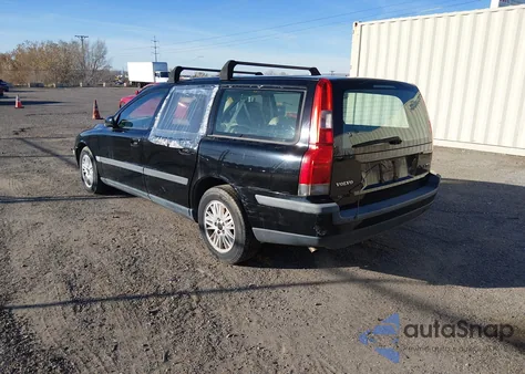 2004 Volvo V70 2.4 z USA, uszkodzony, nr VIN YV1SW61T842429328